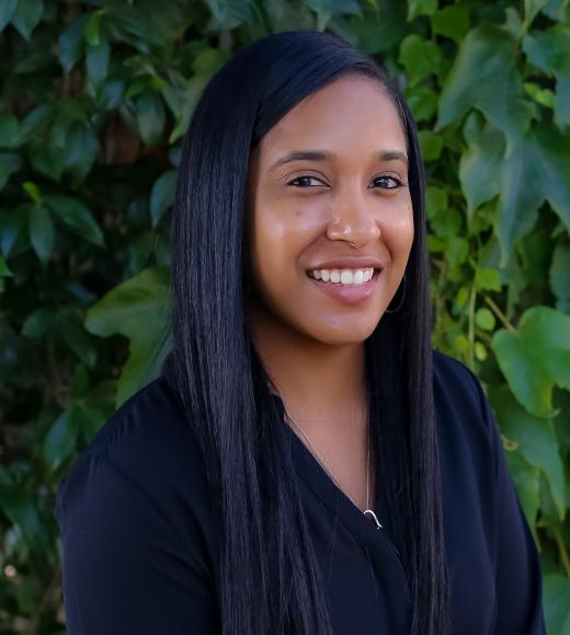 portrait of Kenisha Davison